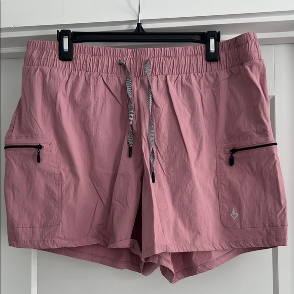 Pink Women's Shorts - 89 - Picture 1 of 7